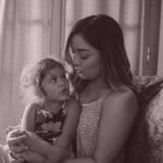 Single mothers in sober living